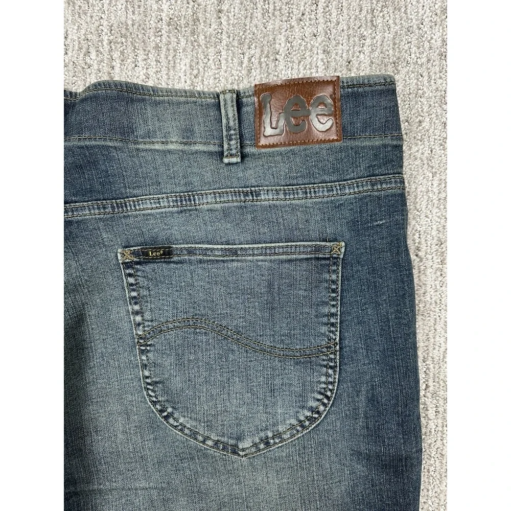Lee Extreme Motion Jeans Mens 46x30 Blue Medium Wash Taper Stretch Big & Tall